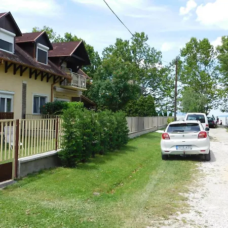 Balatonpart-lak Apartamento