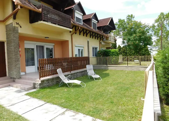 Balatonpart-lak Apartamento Balatonfenyves